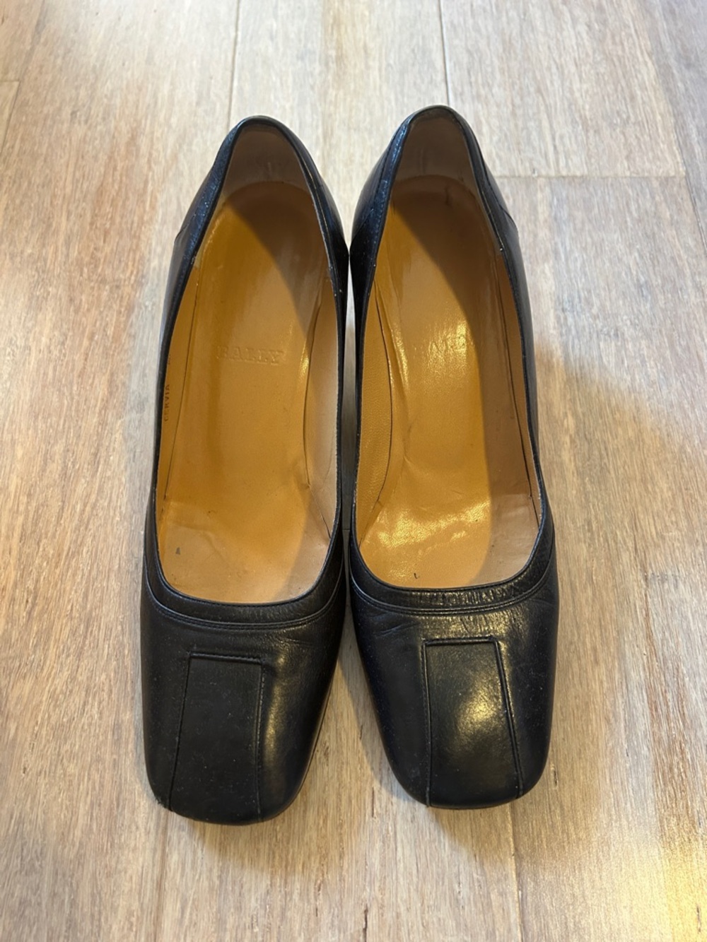 Bally, Italy Black Leather Cervia Court Shoes, Square Toe, Stack Heels US 6